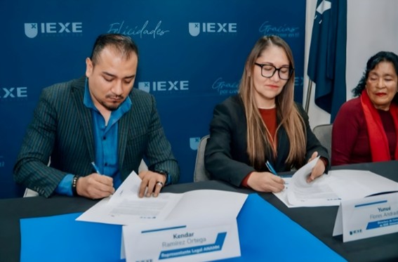 Firma de convenio para diplomado